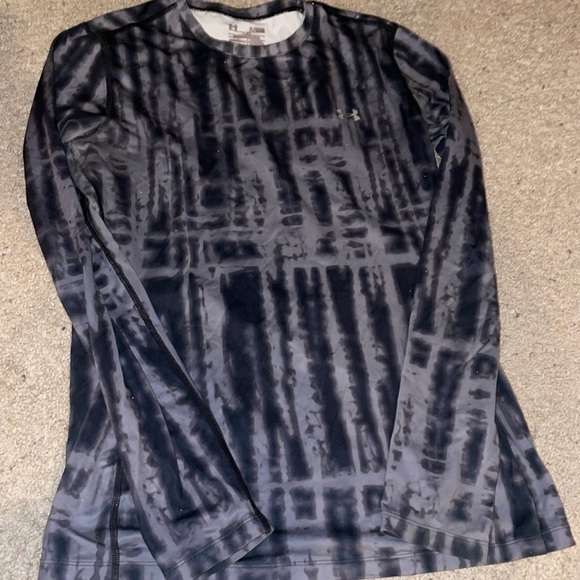 Under armour long sleeve - Picture 1 of 3